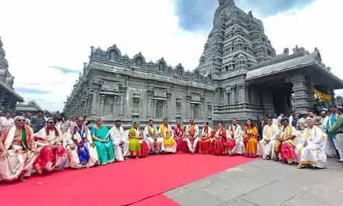 స్వామి సన్నిధిలో నూతన ట్రస్ట్ బోర్డు ప్రమాణ స్వీకారం