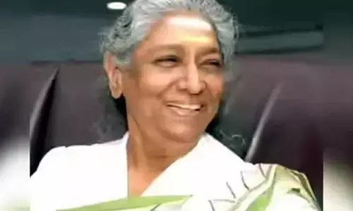 లెజెండరీ సింగర్ ఎస్.జానకి కన్నుమూత