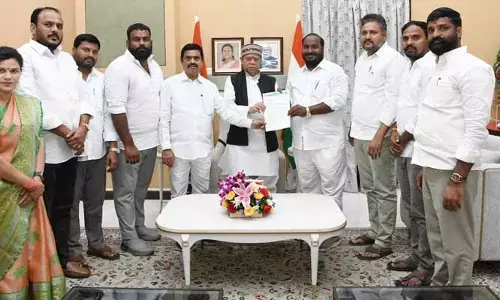 మూసీ సుందరీకరణే ముఖ్యమా.. విద్యార్థుల చదువులు కాదా?