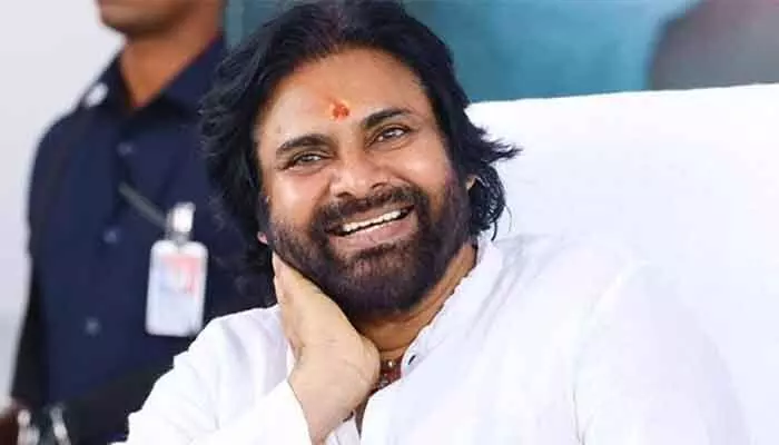 పవన్ కళ్యాణ్కు సర్జరీ విజయవంతం.. మూడున్నర గంటల పాటు శ్రమించిన వైద్యులు పవన్ కళ్యాణ్కు సర్జరీ విజయవంతం.. మూడున్నర గంటల పాటు శ్రమించిన వైద్యులు