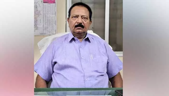 సర్టిఫికెట్లు ఇవ్వకుంటే గుర్తింపు రద్దు చేస్తాం : డీఐఈఓ సర్టిఫికెట్లు ఇవ్వకుంటే గుర్తింపు రద్దు చేస్తాం : డీఐఈఓ