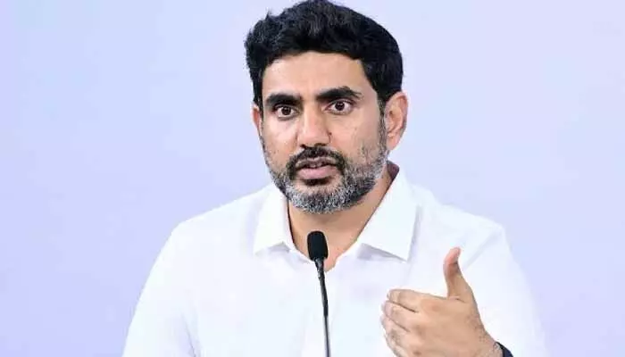 వియత్నాం బోటు ప్రమాదంపై మంత్రి లోకేశ్ ఆరా : అధికారులకు కీలక ఆదేశాలు వియత్నాం బోటు ప్రమాదంపై మంత్రి లోకేశ్ ఆరా : అధికారులకు కీలక ఆదేశాలు