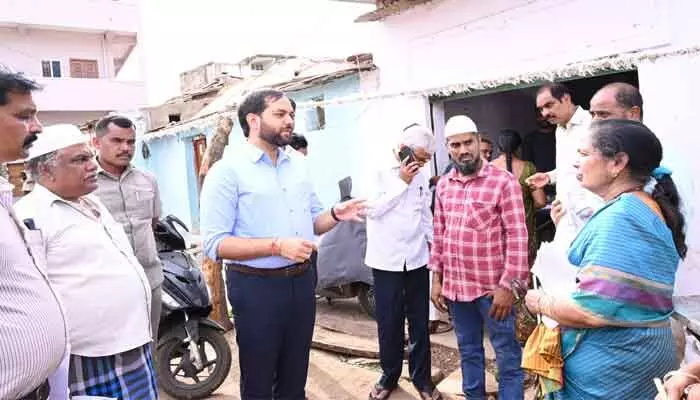 సేకరించిన ఓటర్ల వివరాలను డిజిటలైజేషన్ చేయాలి సేకరించిన ఓటర్ల వివరాలను డిజిటలైజేషన్ చేయాలి