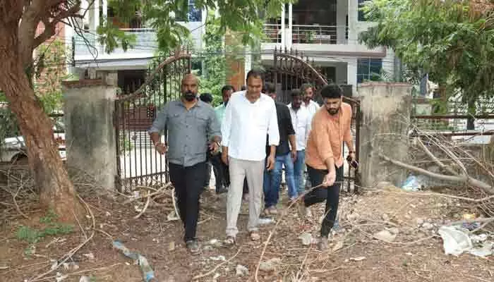 రోడ్ల అభివృద్ధికి ప్రత్యేక చర్యలు: ఎమ్మెల్యే బండారి లక్ష్మారెడ్డి రోడ్ల అభివృద్ధికి ప్రత్యేక చర్యలు: ఎమ్మెల్యే బండారి లక్ష్మారెడ్డి