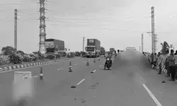 తెల్లవారుజామున ఘోర ప్రమాదం.. దినసరికూలీలు మృతి తెల్లవారుజామున ఘోర ప్రమాదం.. దినసరికూలీలు మృతి