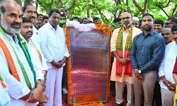 విద్యాభివృద్ధికి రాష్ట్ర ప్రభుత్వం పూర్తి సహకారం: మంత్రి అడ్లూరి విద్యాభివృద్ధికి రాష్ట్ర ప్రభుత్వం పూర్తి సహకారం: మంత్రి అడ్లూరి