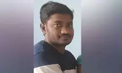 రైలు నుంచి జారి పడి వ్యక్తి మృతి.. రైలు నుంచి జారి పడి వ్యక్తి మృతి..