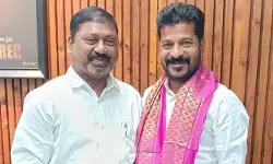 ముఖ్యమంత్రిని కలిసిన తుడుం దెబ్బ రాష్ట్ర కమిటీ.. ఆదివాసి సమస్యల పరిష్కారానికి చర్యలు తీసుకోవాలని వినతి ముఖ్యమంత్రిని కలిసిన తుడుం దెబ్బ రాష్ట్ర కమిటీ.. ఆదివాసి సమస్యల పరిష్కారానికి చర్యలు తీసుకోవాలని వినతి