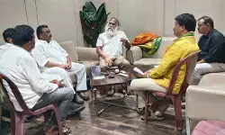 సామేల్-చామల వర్గాల బలప్రదర్శన..! కాంగ్రెస్లో తుంగతుర్తి వివాదంపై కీలక సమావేశాలు సామేల్-చామల వర్గాల బలప్రదర్శన..! కాంగ్రెస్లో తుంగతుర్తి వివాదంపై కీలక సమావేశాలు
