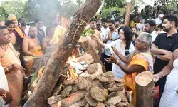 సింగర్ ఎస్. జానకి అంత్యక్రియలు పూర్తి సింగర్ ఎస్. జానకి అంత్యక్రియలు పూర్తి