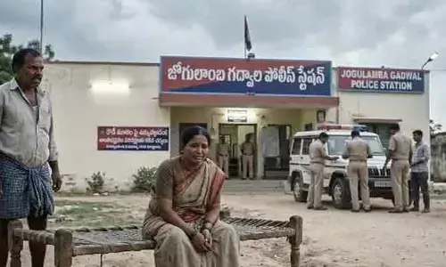 హడలెత్తిస్తున్న హత్యలు..!