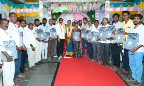 ఓటర్ల జాబితా సవరణపై అప్రమత్తంగా ఉండాలి