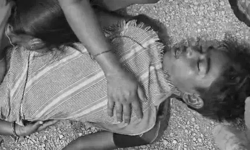Tragedy: చెరువులో ఈతకు దిగి బాలుడి మృతి