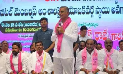 స్కాంల ప్రభుత్వం పోయి స్కీముల ప్రభుత్వం వచ్చుడు ఖాయం