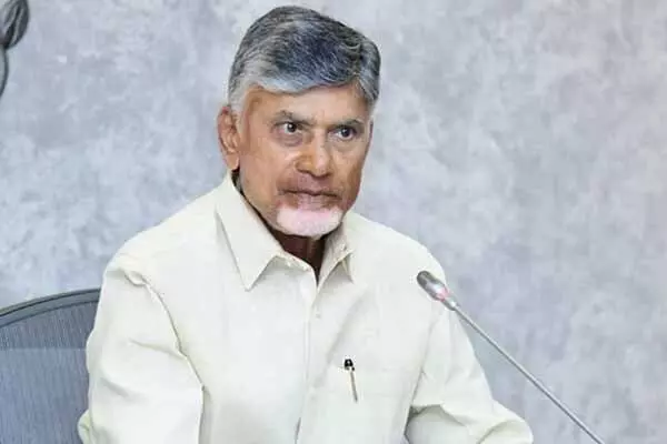 వియత్నాం పడవ ప్రమాదంపై సీఎం చంద్రబాబు సమీక్ష వియత్నాం పడవ ప్రమాదంపై సీఎం చంద్రబాబు సమీక్ష