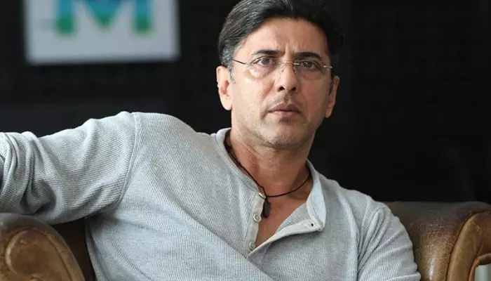 సందీప్ రెడ్డి వంగా డెడికేషన్కు ఫిదా అయిన పృథ్వీరాజ్.. యానిమల్ సీన్పై ఆసక్తికర వ్యాఖ్యలు సందీప్ రెడ్డి వంగా డెడికేషన్కు ఫిదా అయిన పృథ్వీరాజ్.. యానిమల్ సీన్పై ఆసక్తికర వ్యాఖ్యలు