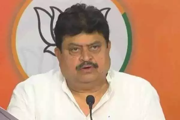 కాళేశ్వరంపై సీఎం రేవంత్ మొండి వైఖరి వీడాలి : బీజేపీ చీఫ్ రామచందర్ రావు లేఖ కాళేశ్వరంపై సీఎం రేవంత్ మొండి వైఖరి వీడాలి : బీజేపీ చీఫ్ రామచందర్ రావు లేఖ