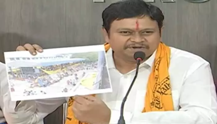 తిరుమలలో భూమన అరాచకాలు: ఆగ్రహం వ్యక్తం చేసిన హిందూ సంఘాలు తిరుమలలో భూమన అరాచకాలు: ఆగ్రహం వ్యక్తం చేసిన హిందూ సంఘాలు