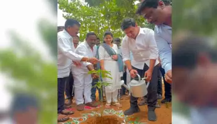 పర్యావరణ పరిరక్షణే మానవాళి సంరక్షణ పర్యావరణ పరిరక్షణే మానవాళి సంరక్షణ