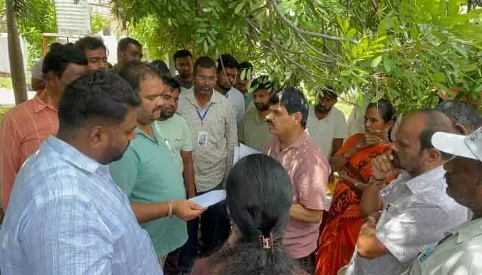 పారదర్శకంగా ఎస్ఐఆర్ ప్రక్రియ నిర్వహించాలి:అదనపు కలెక్టర్ పారదర్శకంగా ఎస్ఐఆర్ ప్రక్రియ నిర్వహించాలి:అదనపు కలెక్టర్