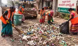 ఆలేరు మున్సిపాలిటీలో కార్మికుల విలవిల ఆలేరు మున్సిపాలిటీలో కార్మికుల విలవిల