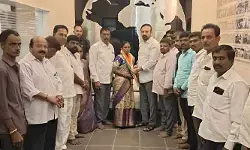 కాంగ్రెస్ గూటికి సర్పంచ్ దంపతులు