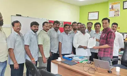 ​సవరించిన వేతనాలు తక్షణమే అమలు చేయాలి:ఐఎన్టీయూసీ