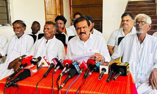 ఫసల్ బీమా అమలు చేయాల్సిందే : ఎమ్మెల్యే పాయల్ శంకర్