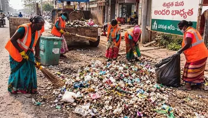 ఆలేరు మున్సిపాలిటీలో కార్మికుల విలవిల ఆలేరు మున్సిపాలిటీలో కార్మికుల విలవిల