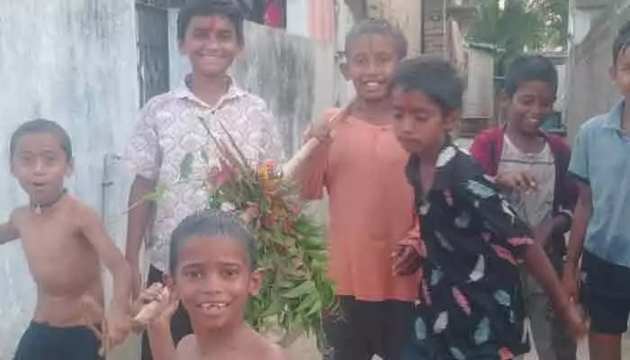 వానలు కురవాలని వినూత్న పూజలు.. చింతపల్లిలో వెలుగులోకి వచ్చిన పాత సంప్రదాయం! వానలు కురవాలని వినూత్న పూజలు.. చింతపల్లిలో వెలుగులోకి వచ్చిన పాత సంప్రదాయం!
