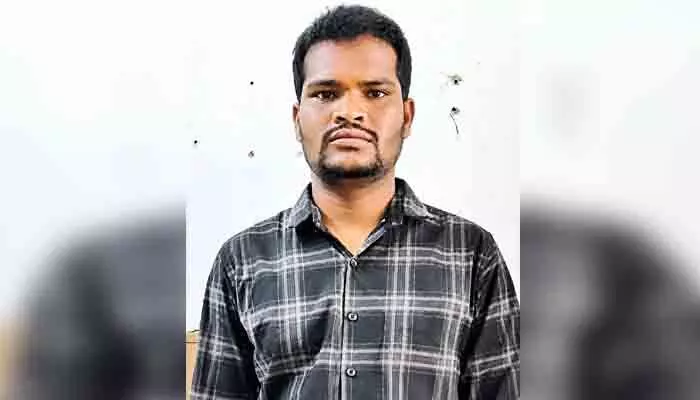 భార్య, పిల్లల్ని అందుకే చంపాడు.. రాజ్కుమార్ సోదరి స్టేట్మెంట్! భార్య, పిల్లల్ని అందుకే చంపాడు.. రాజ్కుమార్ సోదరి స్టేట్మెంట్!