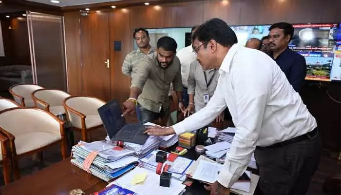 హైడ్రా ఫైర్ ఎన్వోసీలు.. ఇక ఆన్లైన్లోనే హైడ్రా ఫైర్ ఎన్వోసీలు.. ఇక ఆన్లైన్లోనే