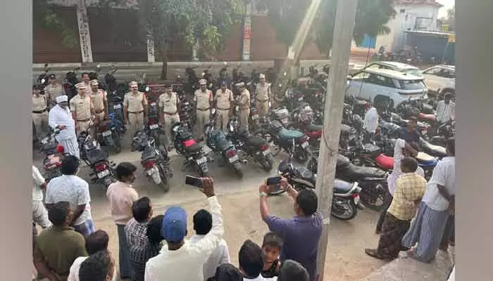 గుండంపల్లిలో కార్డెన్ సెర్చ్ గుండంపల్లిలో కార్డెన్ సెర్చ్