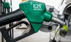 E20 పెట్రోల్ను వ్యతిరేకిస్తున్న ఎన్డీఏ ఓటర్లు.. C- ఓటర్ సర్వేలో షాకింగ్ నిజాలు E20 పెట్రోల్ను వ్యతిరేకిస్తున్న ఎన్డీఏ ఓటర్లు.. C- ఓటర్ సర్వేలో షాకింగ్ నిజాలు