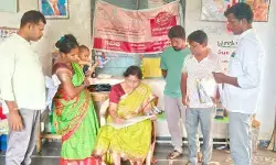 ఎస్ఐఆర్ ప్రక్రియను పరిశీలించిన తహసీల్దార్ జానకి ఎస్ఐఆర్ ప్రక్రియను పరిశీలించిన తహసీల్దార్ జానకి