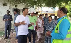 కాలనీలలో వ్యర్దాలు లేకుండా చర్యలు తీసుకోవాలి: ఎంఎంసీ కమీషనర్ వినయకృష్ణారెడ్డి