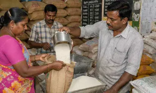 మినీ మార్టులుగా రేషన్ షాపులు.. ఈ నెలలోనే షురూ!