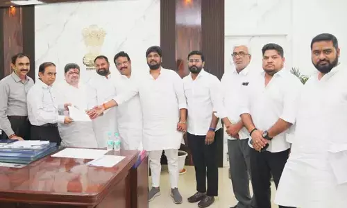రక్తం పాకెట్లతో రాజకీయం అవసరం లేదు..  కాళేశ్వరంపై మంత్రి పొన్నం కీలక వ్యాఖ్యలు