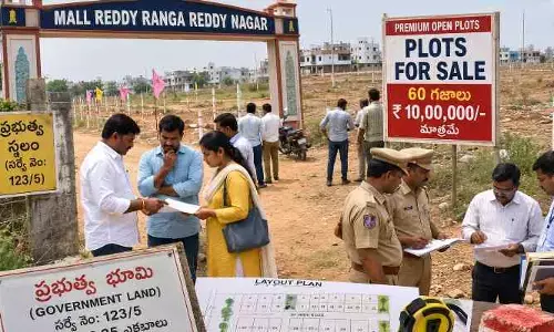 ‘పసుమాముల’లో రూ.60కోట్ల భూమిపై కాంగ్రెస్ నేత కన్ను !