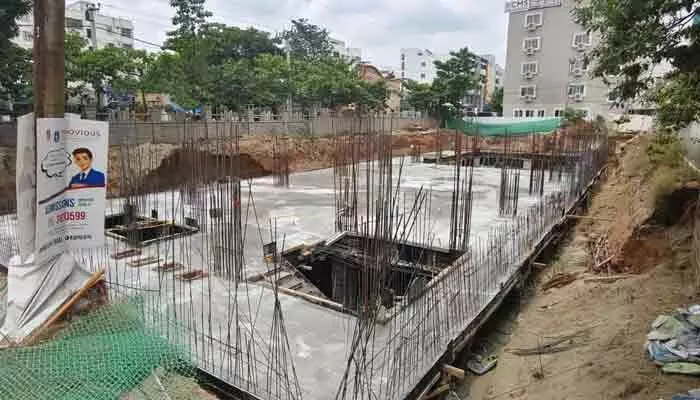 నోటీసులు ఇచ్చారా..? దాచారా..? నోటీసులు ఇచ్చారా..? దాచారా..?