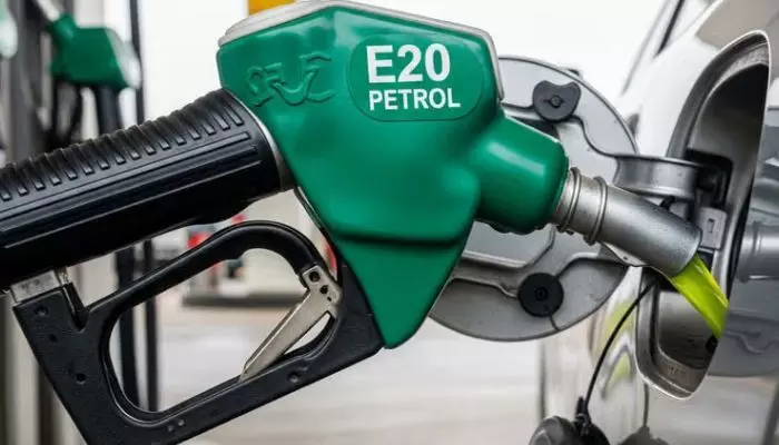 E20 పెట్రోల్ను వ్యతిరేకిస్తున్న ఎన్డీఏ ఓటర్లు.. C- ఓటర్ సర్వేలో షాకింగ్ నిజాలు E20 పెట్రోల్ను వ్యతిరేకిస్తున్న ఎన్డీఏ ఓటర్లు.. C- ఓటర్ సర్వేలో షాకింగ్ నిజాలు