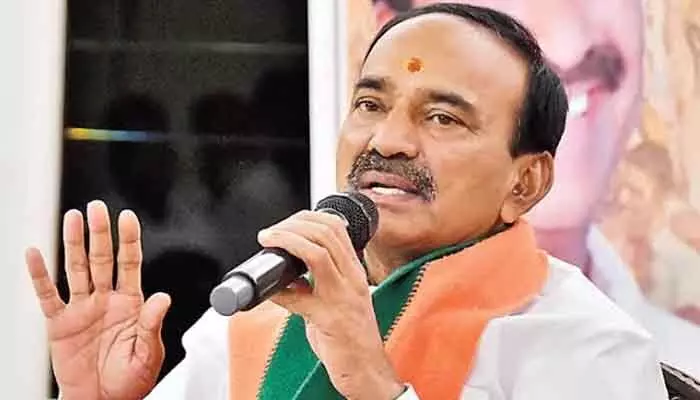 రాజకీయం పక్కనపెట్టి నీటి కష్టాలు తీర్చండి.. ప్రభుత్వంపై ఈటల రాజేందర్ ఫైర్ రాజకీయం పక్కనపెట్టి నీటి కష్టాలు తీర్చండి.. ప్రభుత్వంపై ఈటల రాజేందర్ ఫైర్