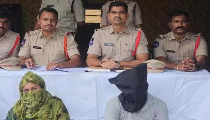 ఒరిస్సా టూ గుజరాత్ కు గంజాయి తరలింపు ఒరిస్సా టూ గుజరాత్ కు గంజాయి తరలింపు