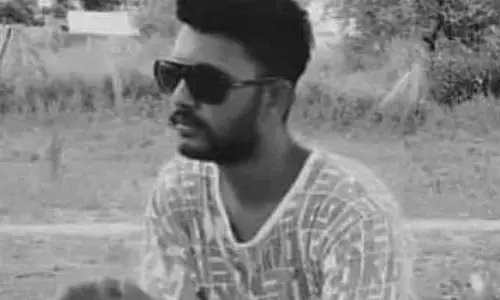 నిద్రిస్తున్న యువకుడిని హత్య చేసిన గుర్తుతెలియని దుండగులు