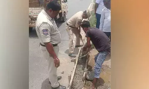 పాల్వంచలో రోడ్డు ప్రమాదాలకు చెక్..