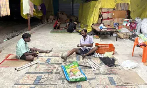 పాల్వంచలో నాటు బాంబుల తయారీ కలకలం..