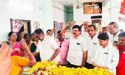 కాంతమ్మ ఆశయ సాధనకు ఉద్యమిద్దాం : తమ్మినేని వీరభద్రం
