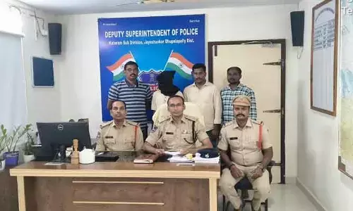 ఆస్తి ఇవ్వలేదని తండ్రిని నరికి చంపిన కొడుకు అరెస్ట్