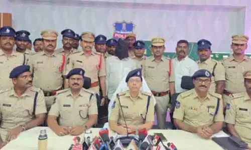 దుబ్బాక భారీ చోరీ కేసు ఛేదించిన పోలీసులు