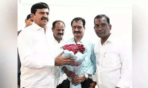 జర్నలిస్టుల సమస్యలు త్వరలో పరిష్కరిస్తాం: మంత్రి పొంగులేటి